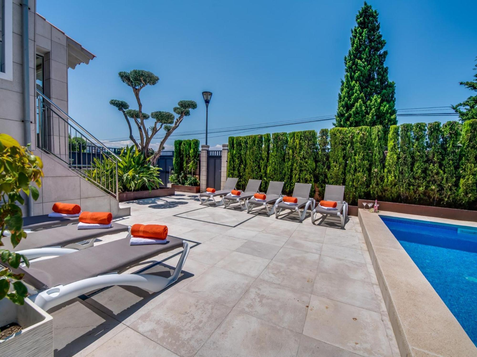 Ferienhaus With Private Pool
